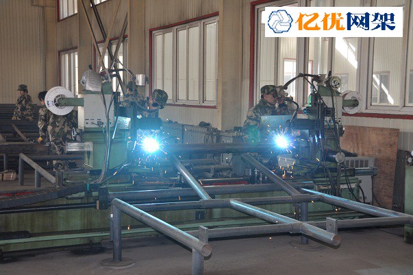 沙坪坝螺栓球网架加工车间